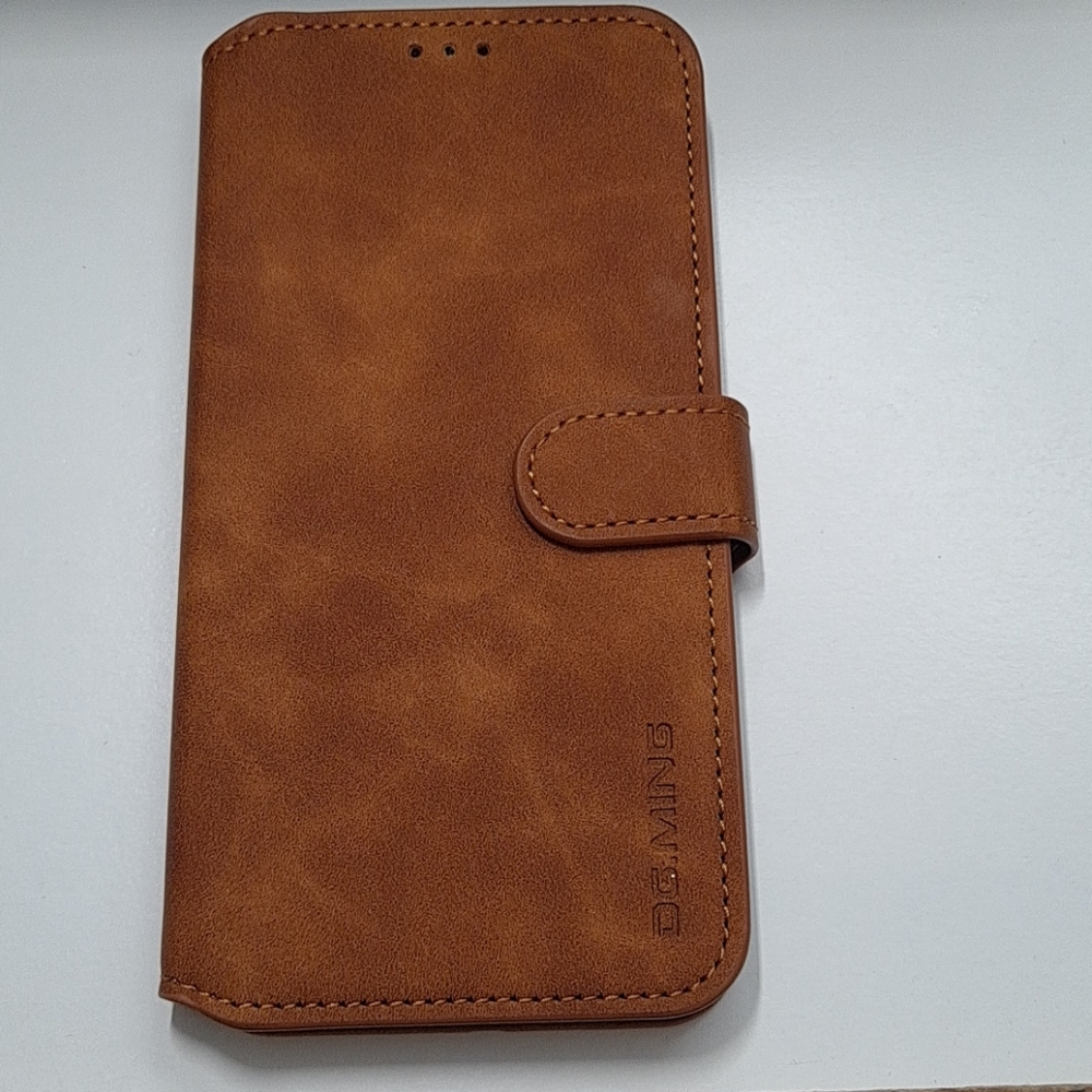case for iphone xs max 6.5" color brown new